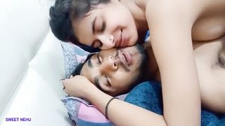hot brunette eating pussy